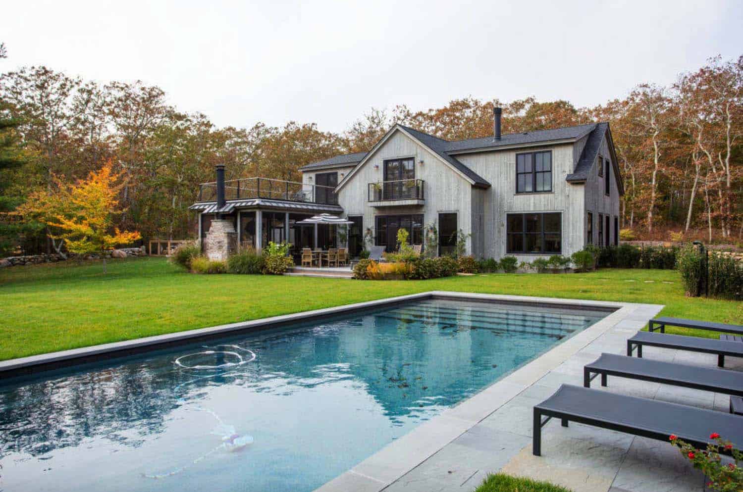 contemporary-barn-home-farmhouse-pool