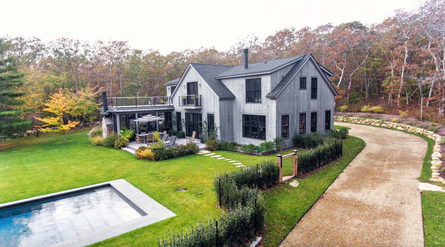 contemporary-barn-home-farmhouse-deck
