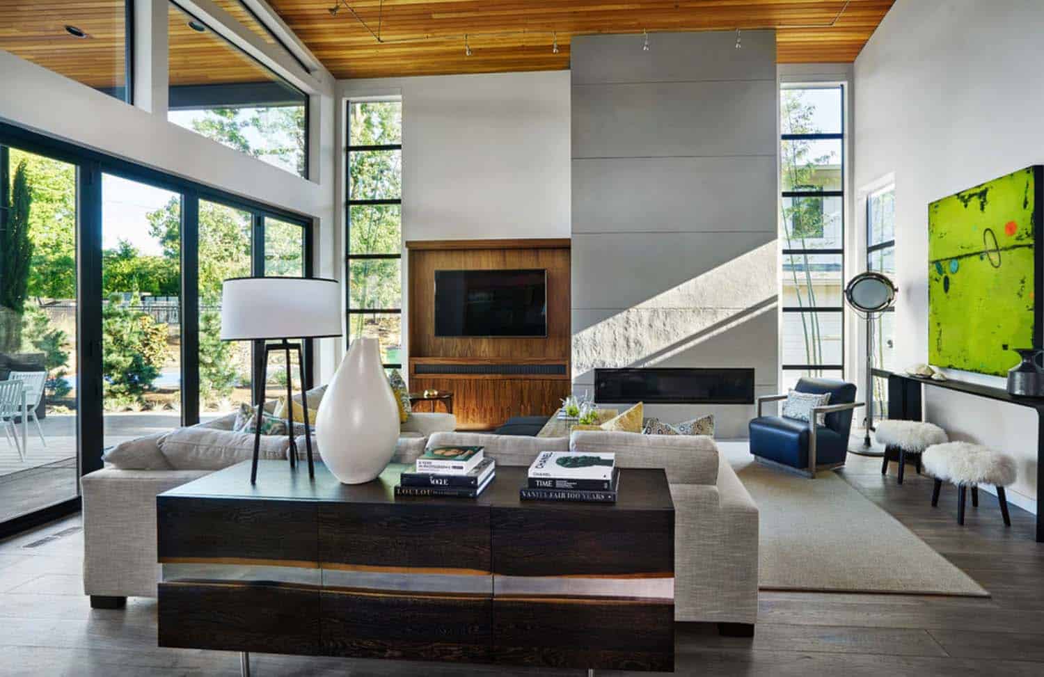 radiant-contemporary-home-living-room