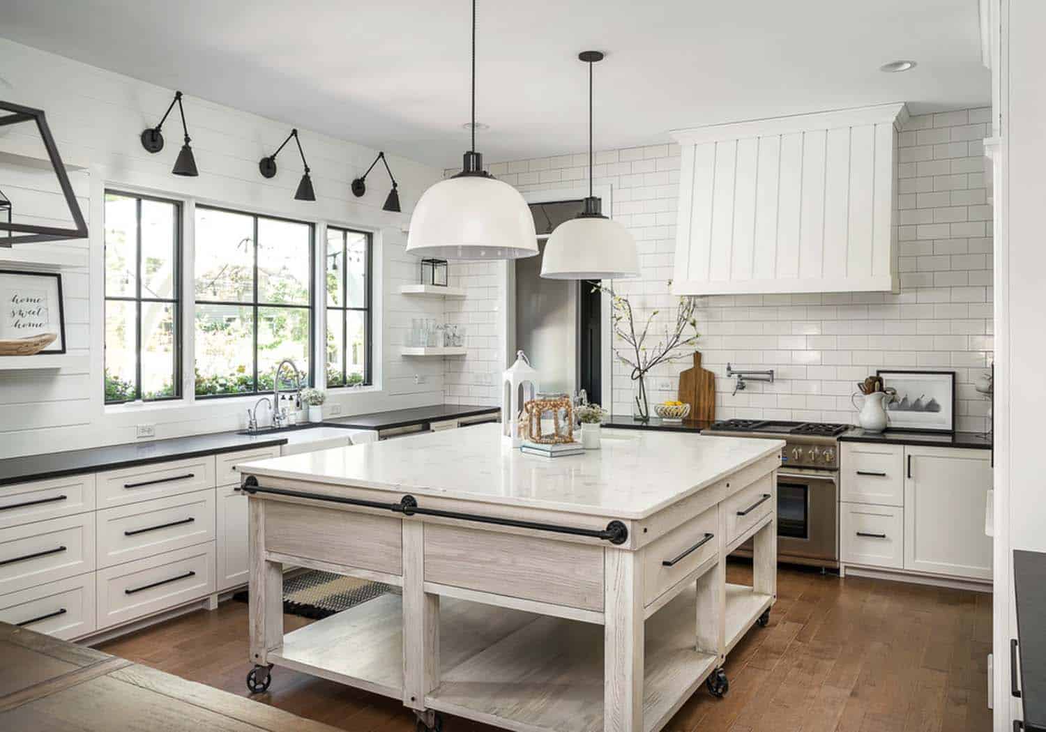 gorgeous-modern-farmhouse-kitchen