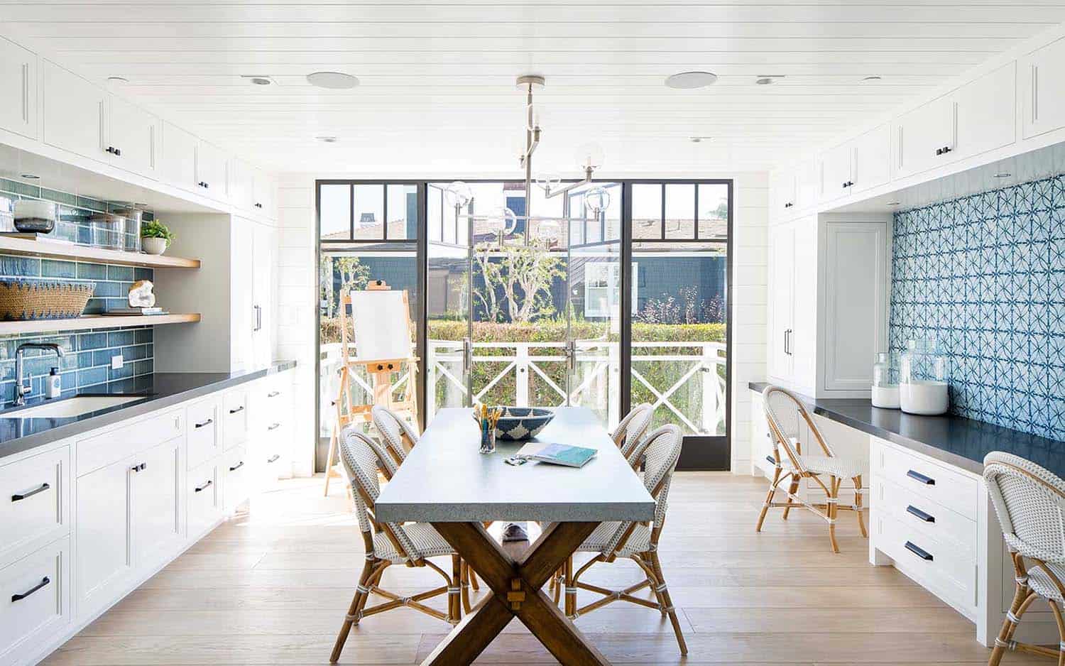 modern-beach-house-beach-style-dining-room