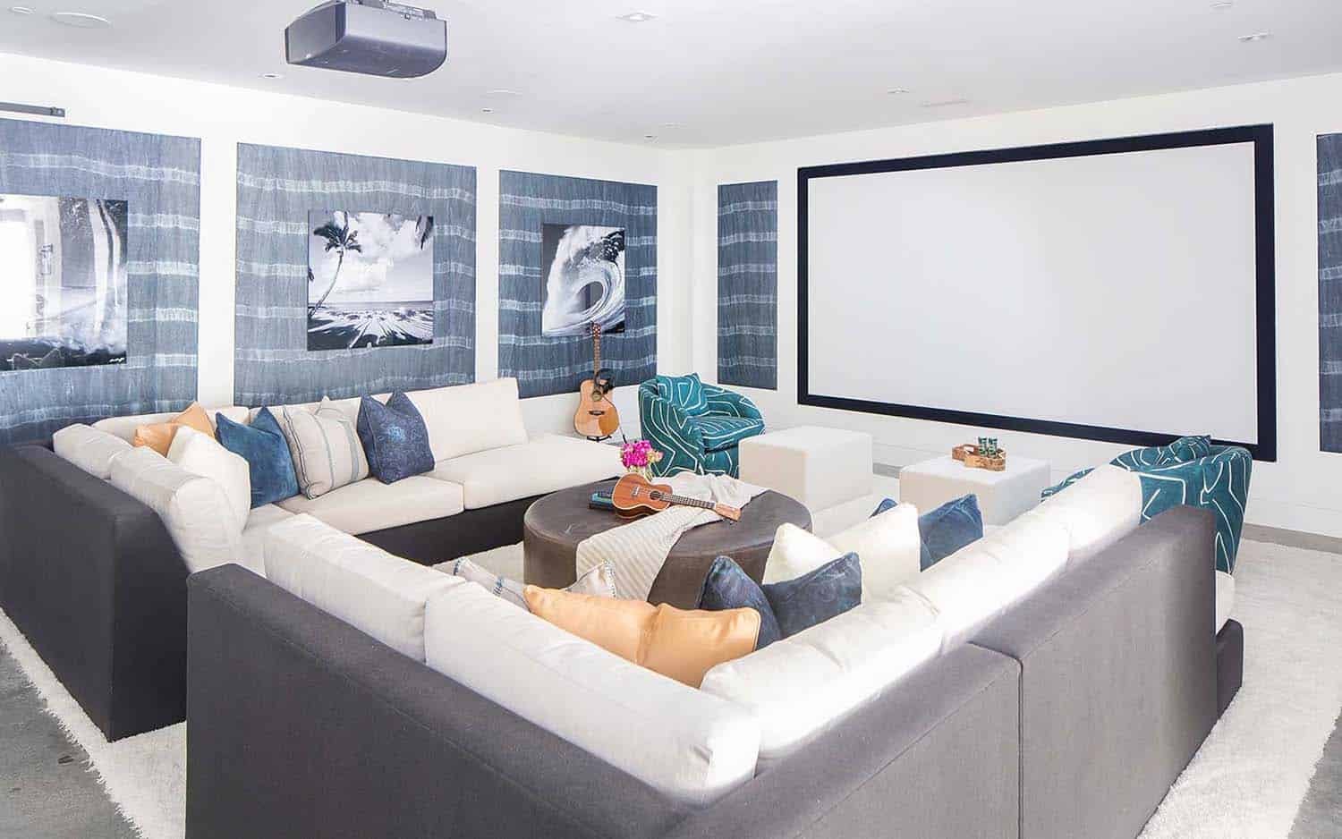 modern-beach-house-beach-style-family-room