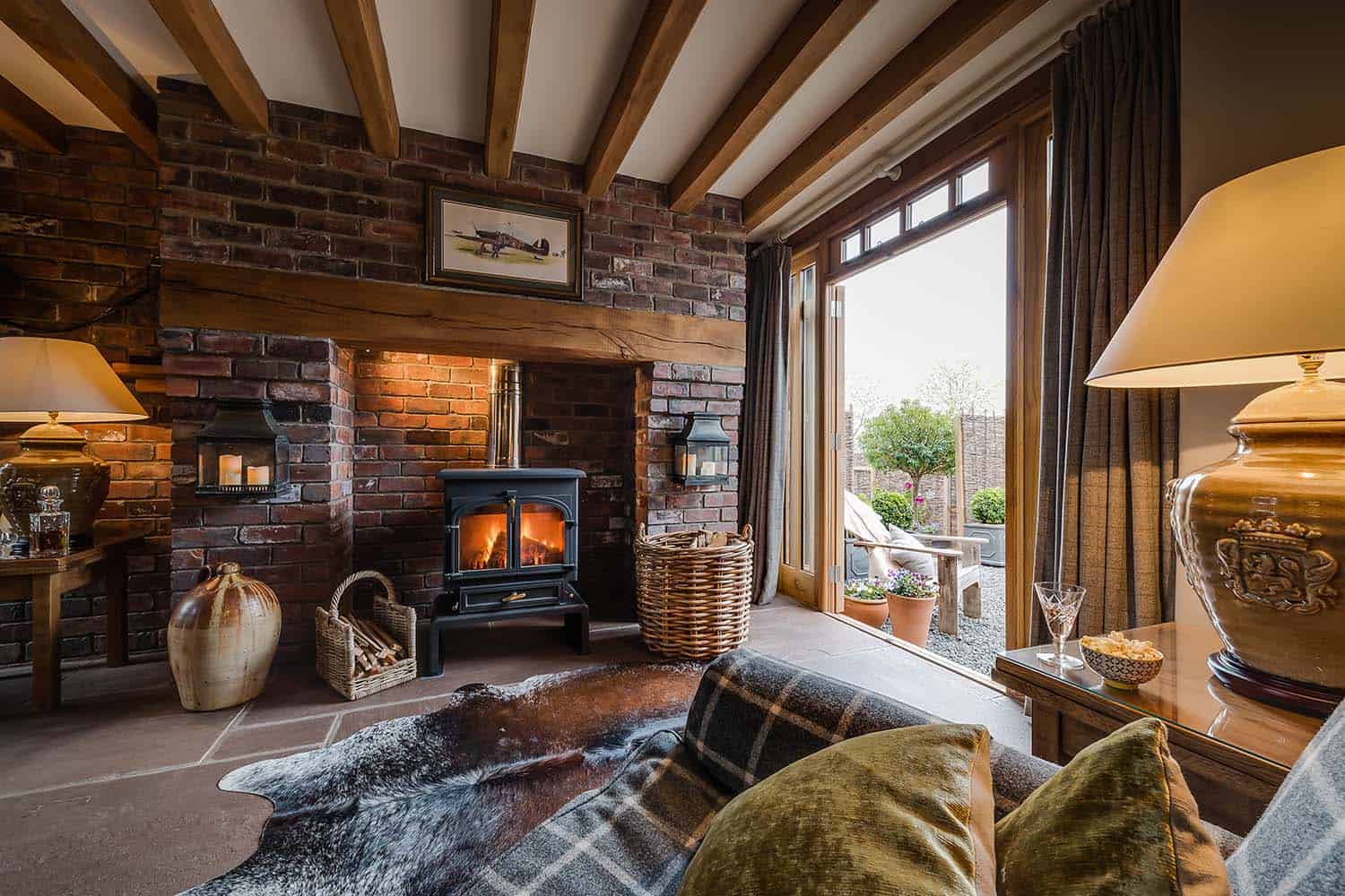 cozy-retreat-herefordshire-living-room