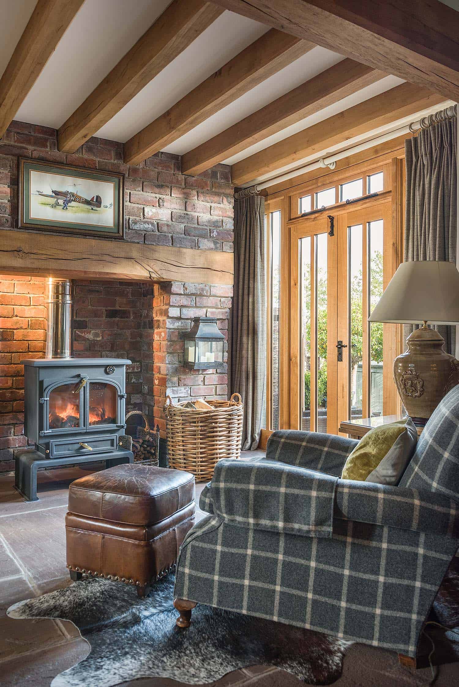 cozy-retreat-herefordshire-living-room