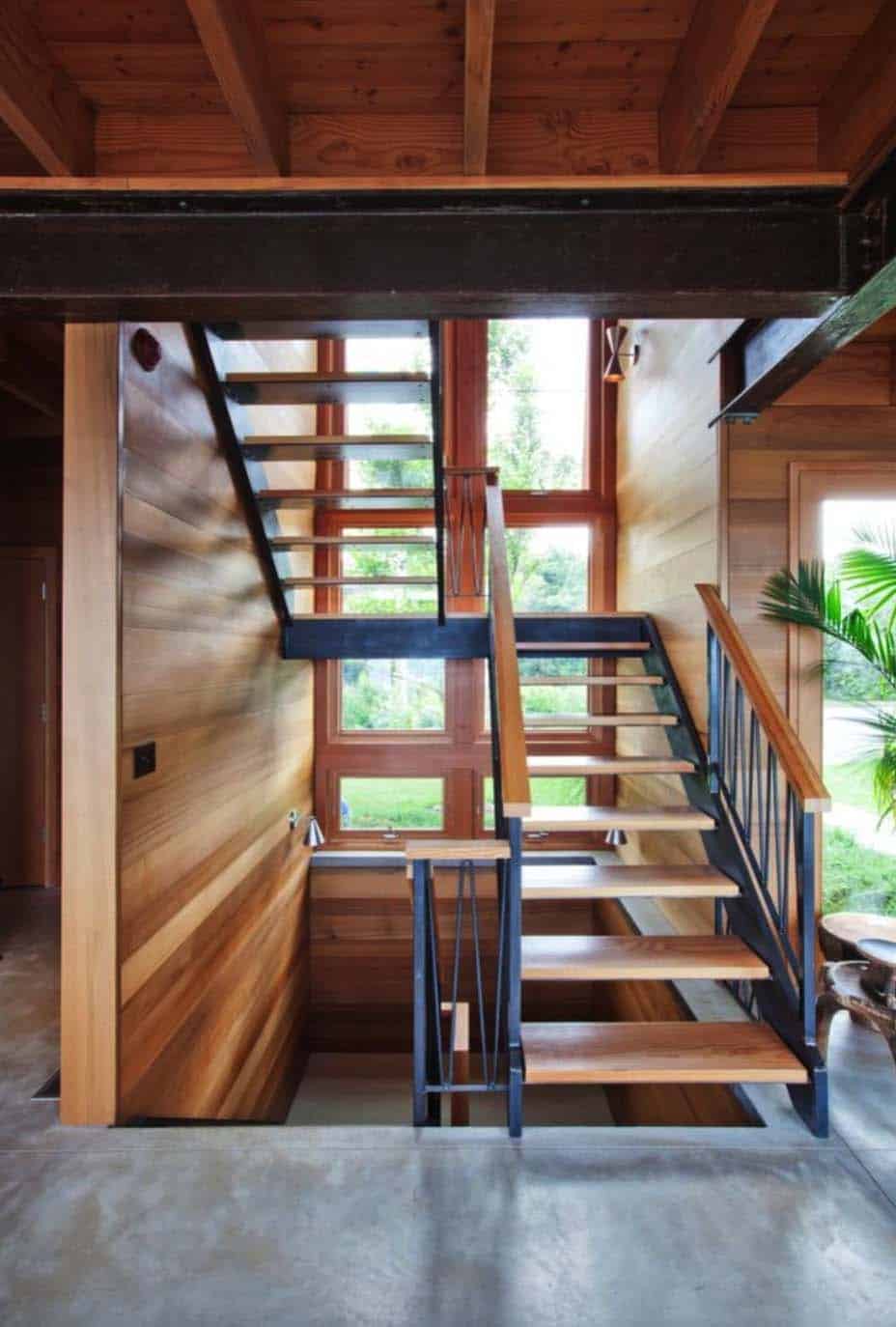 beach-style-staircase