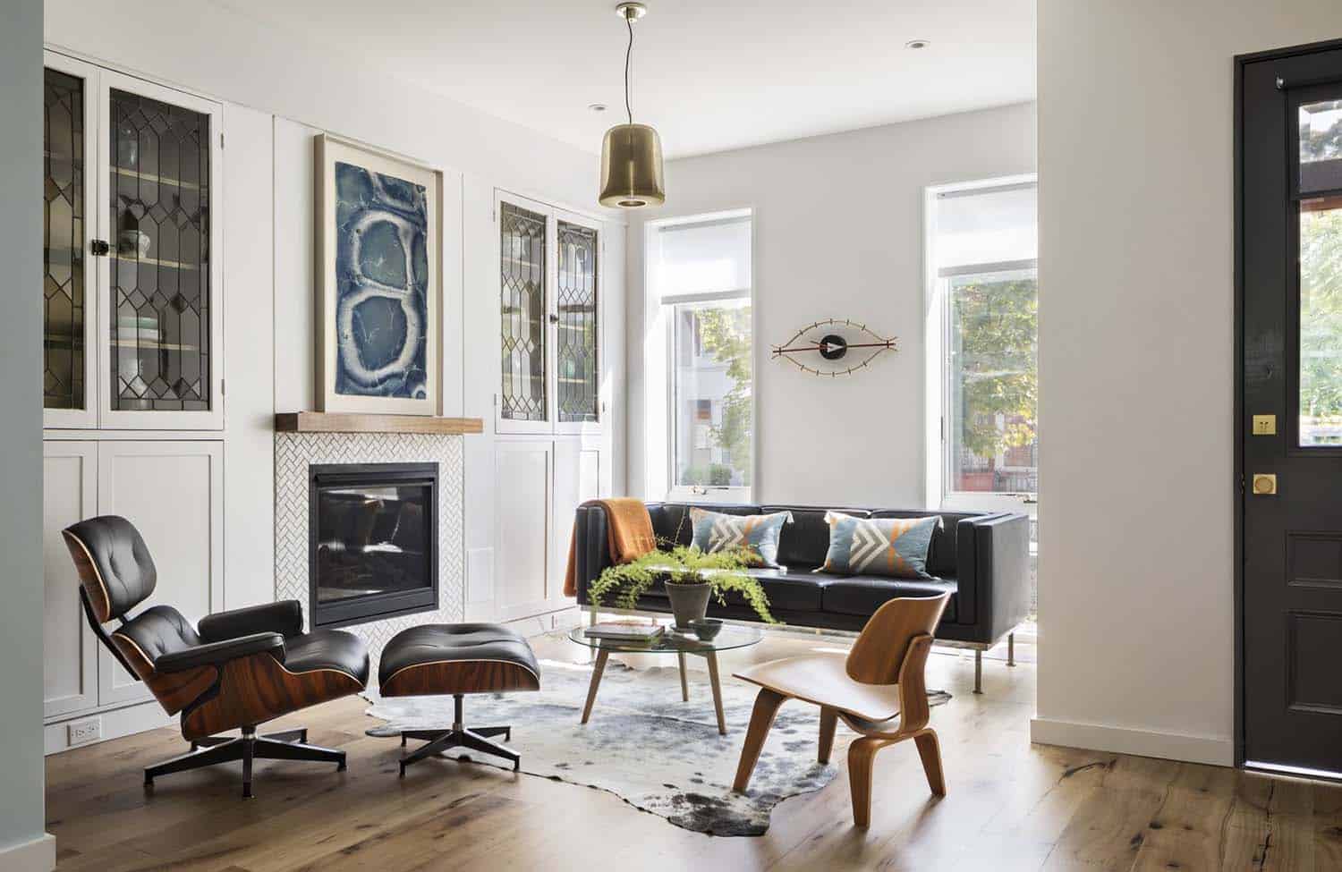 brownstone-living-room