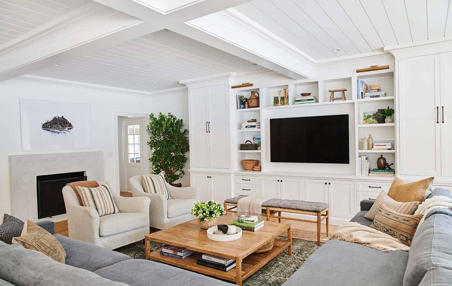 traditional-modern-living-room-dream-house