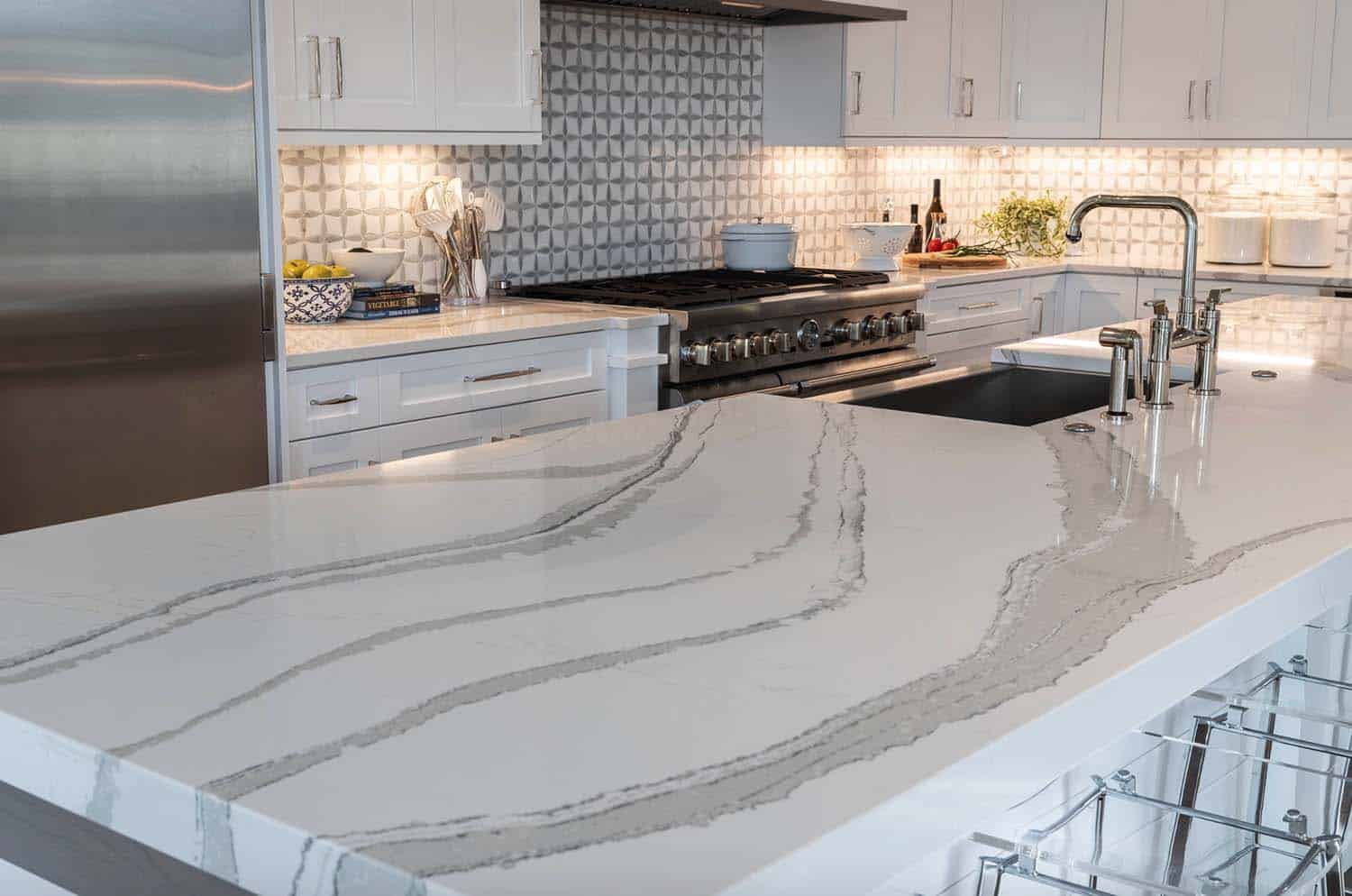 cottage-craftsman-kitchen-marble-countertop-detail