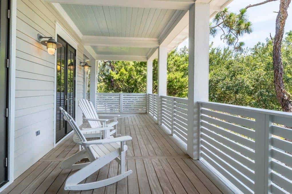 florida-beach-house-wrap-around-porch