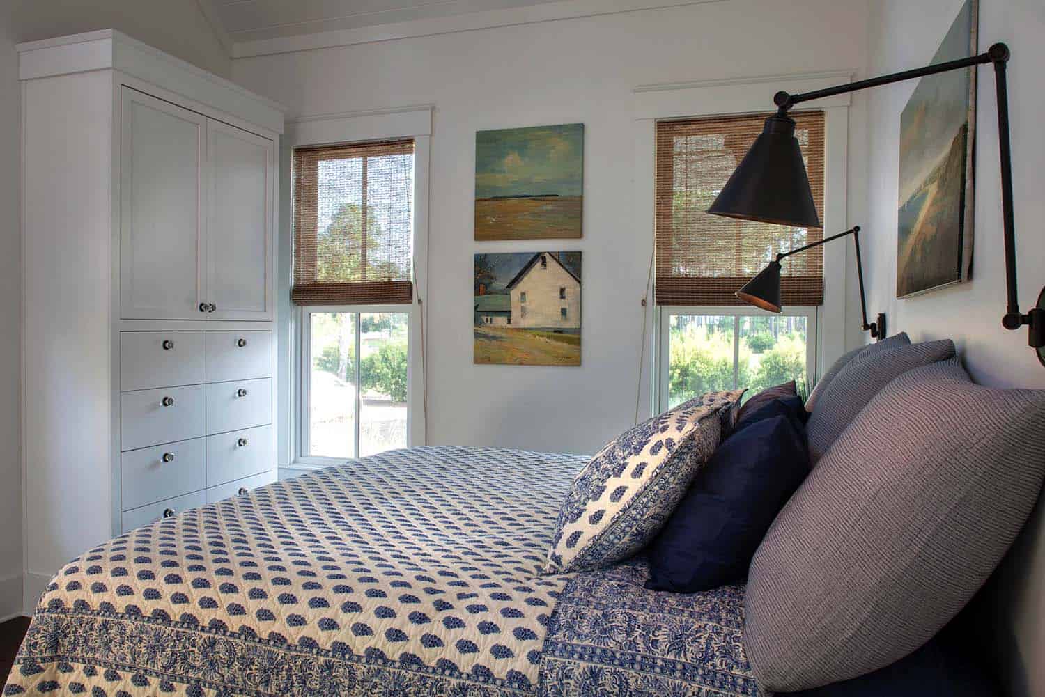 bungalow-modern-farmhouse-bedroom