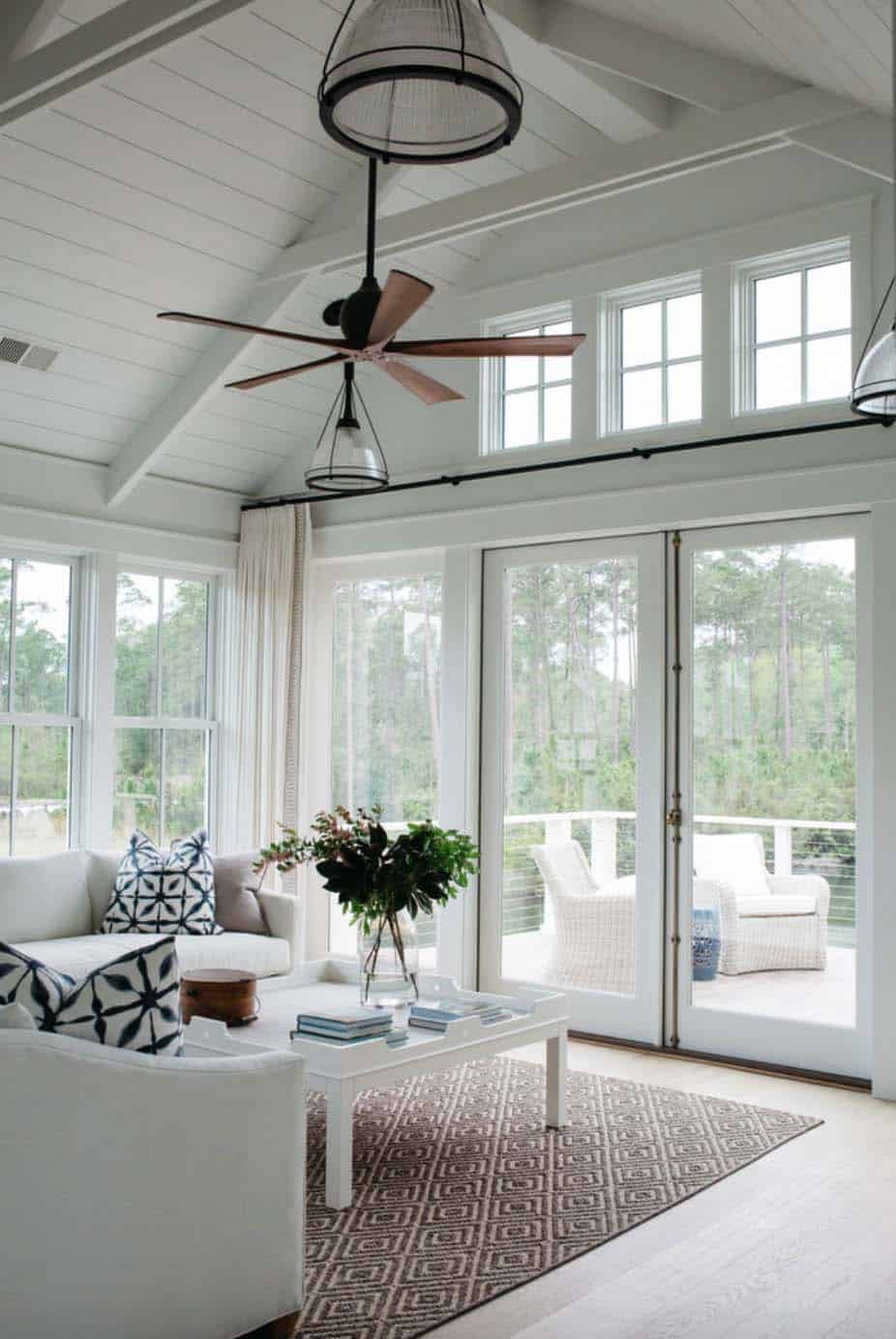 cottage-beach-style-family-room
