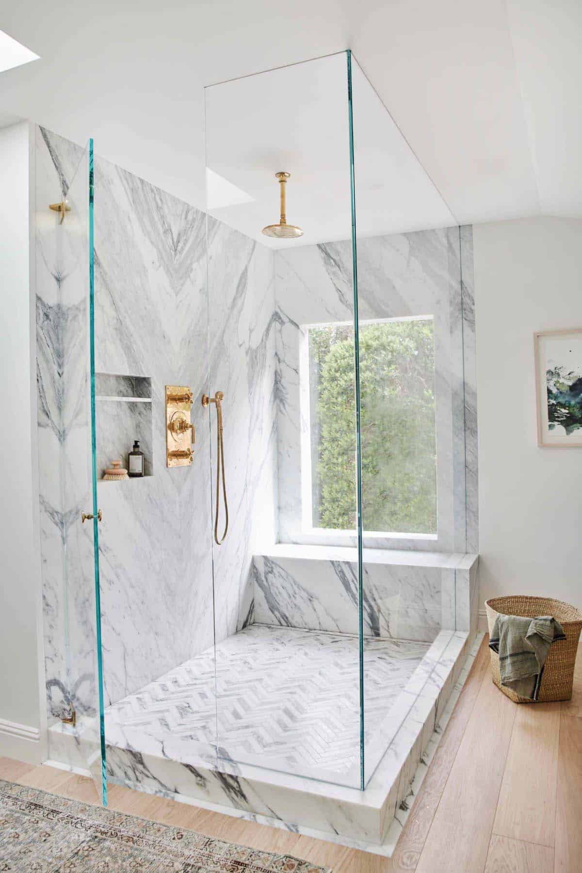 dream-house-modern-master-bathroom