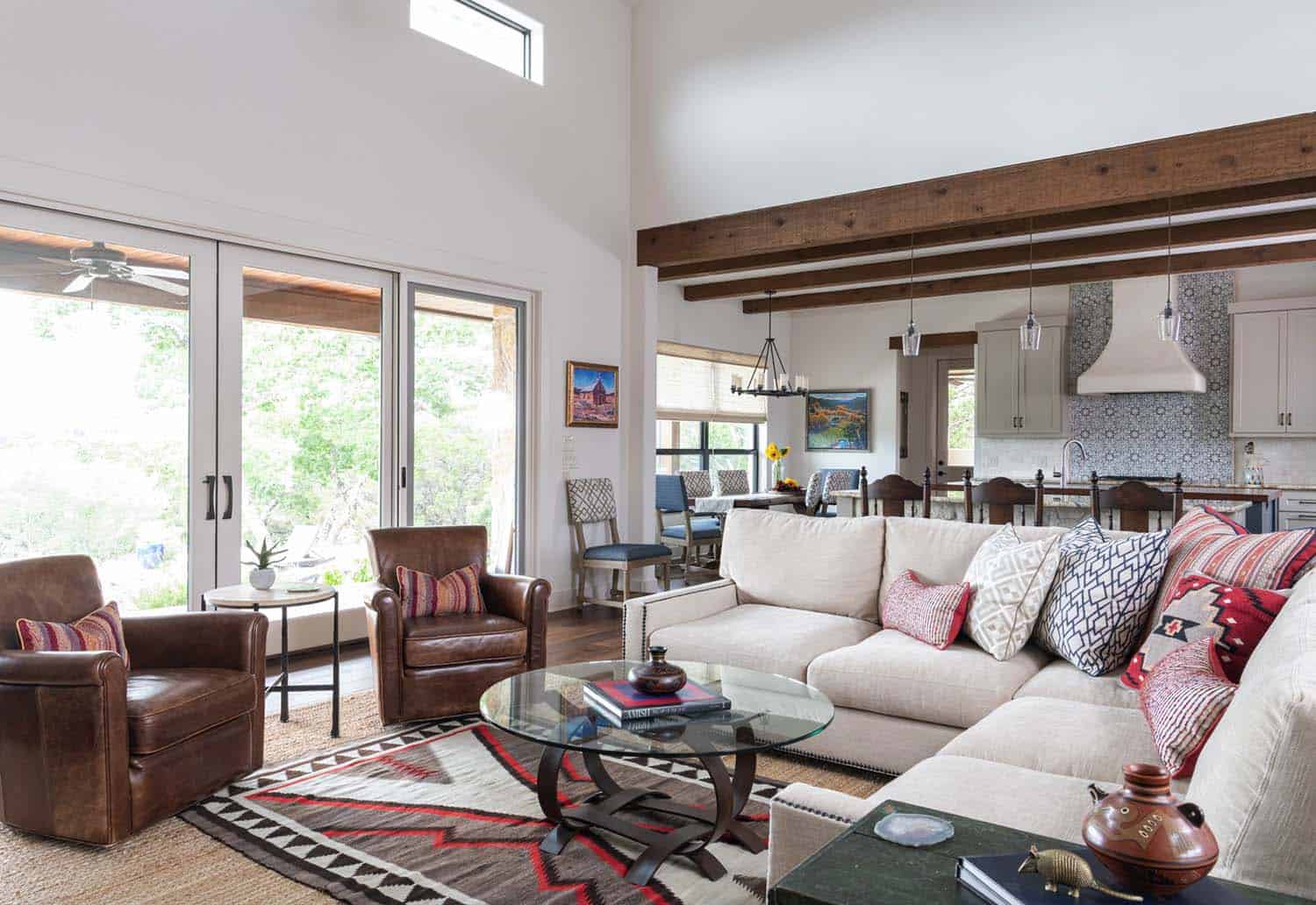 southwestern-style-living-room