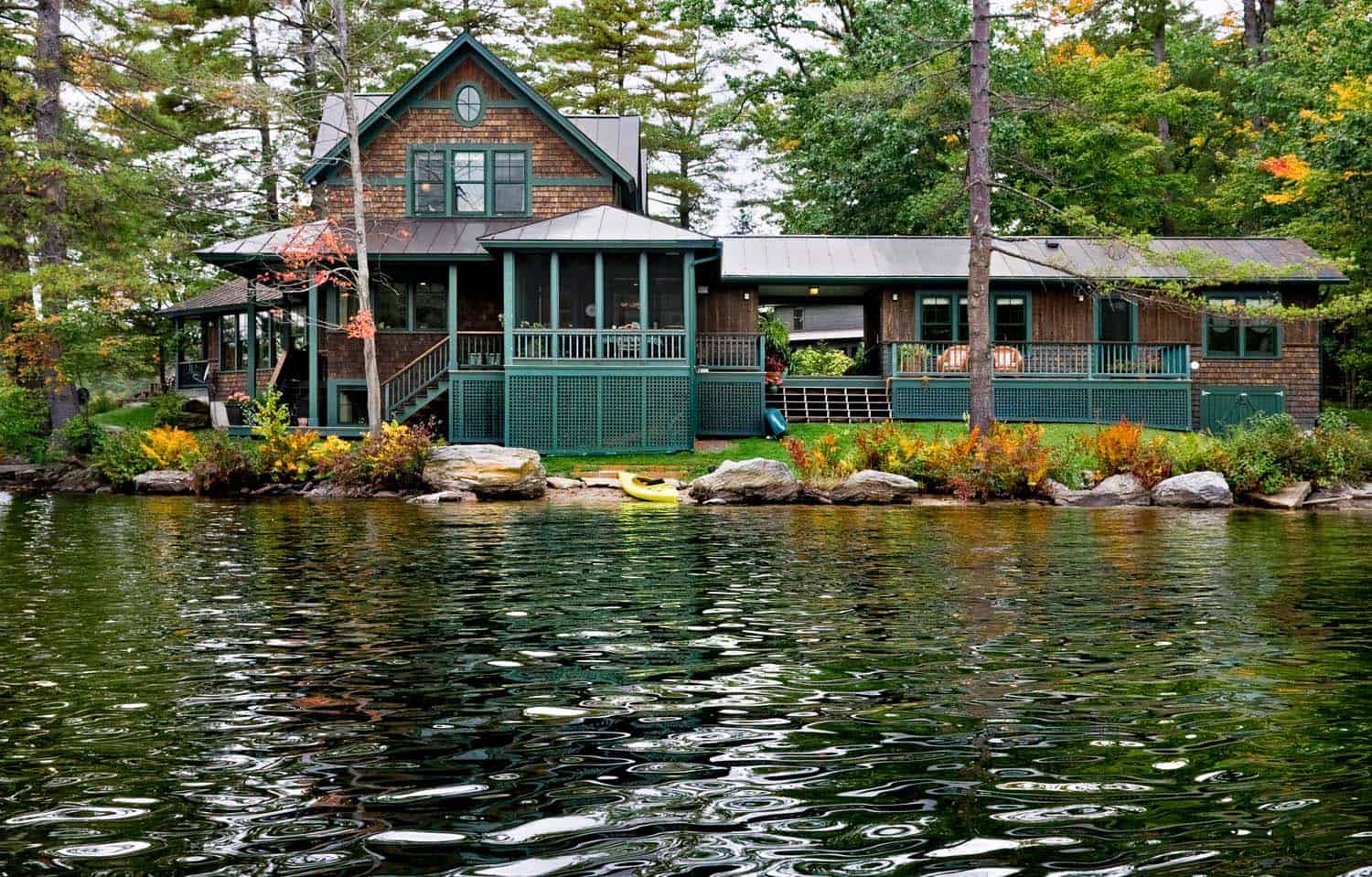 lake-house-transitional-exterior