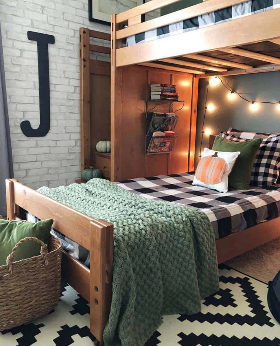 cozy-farmhouse-fall-decor-kids-bedroom