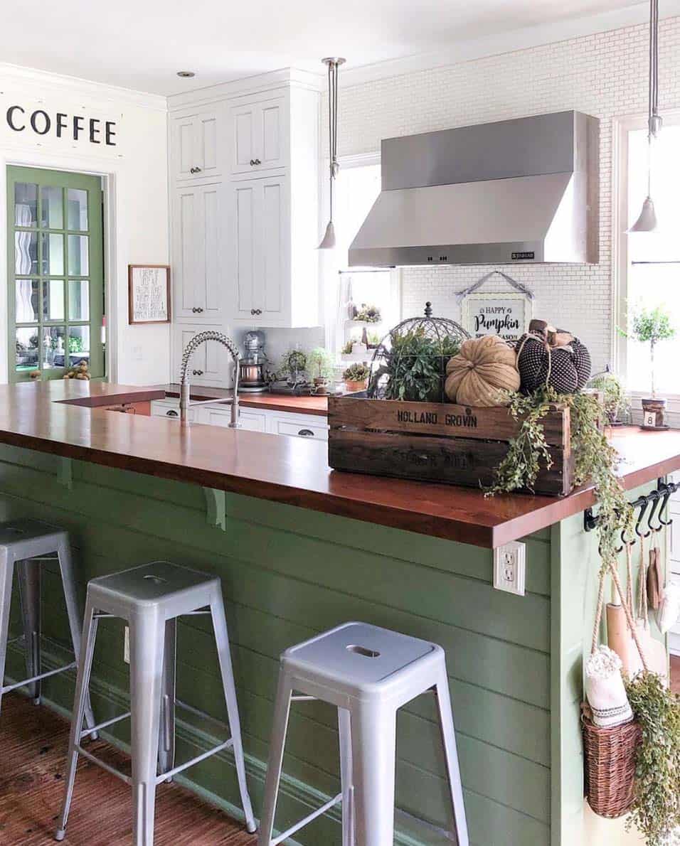 cozy-farmhouse-fall-decor-kitchen