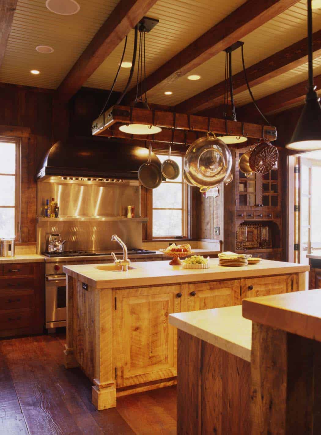 family-ranch-rustic-kitchen