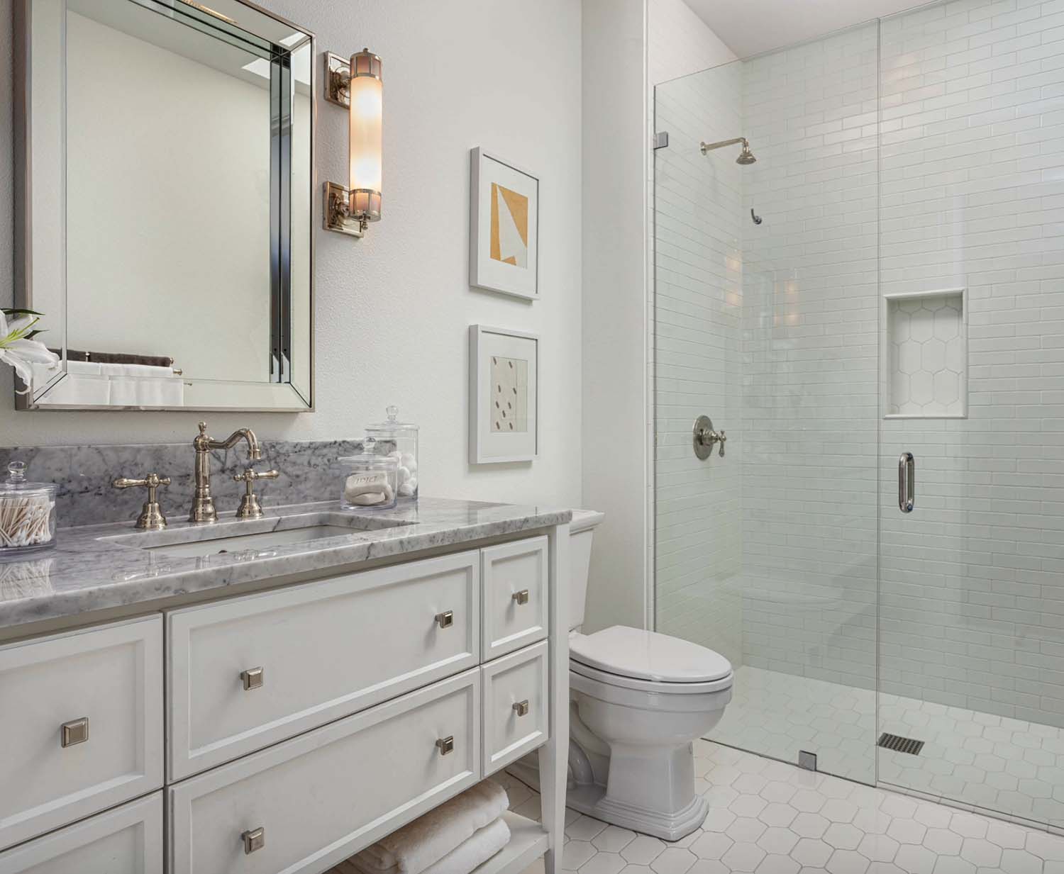 french-country-transitional-bathroom