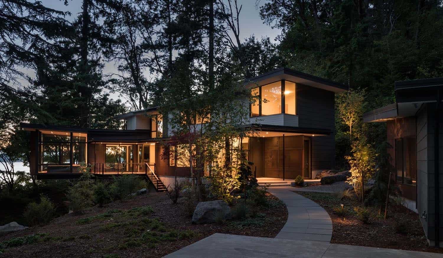 tree-house-modern-exterior