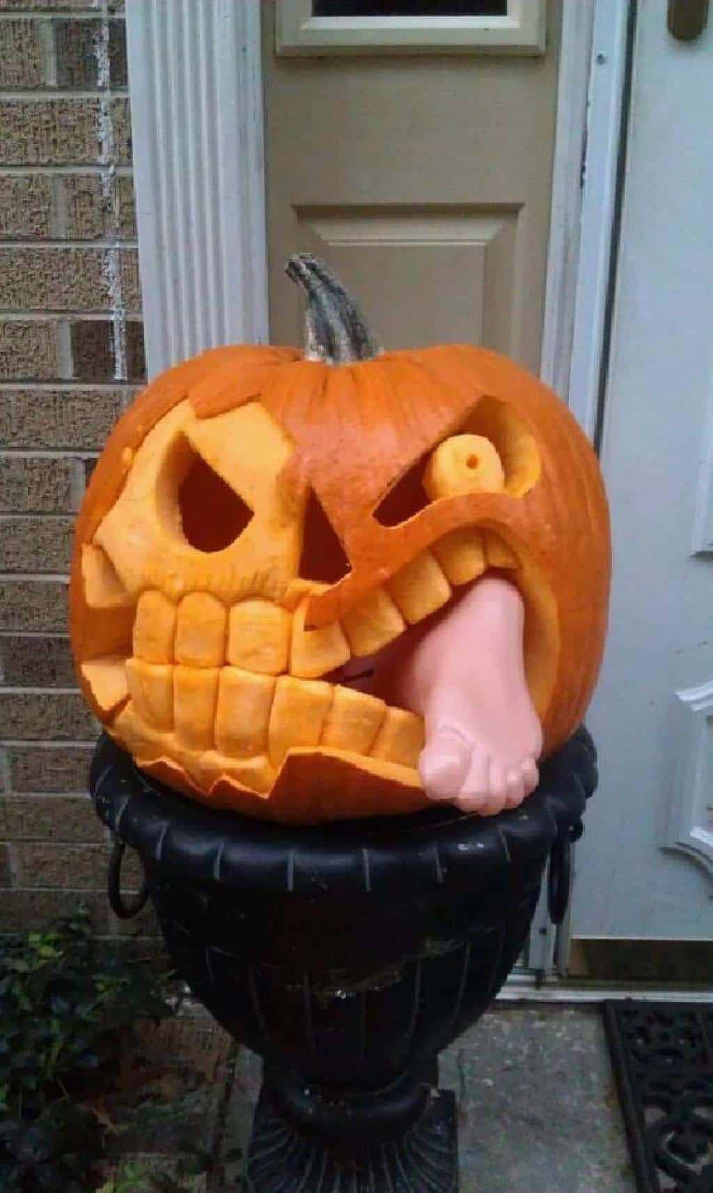 clever-pumpkin-carving-ideas-halloween