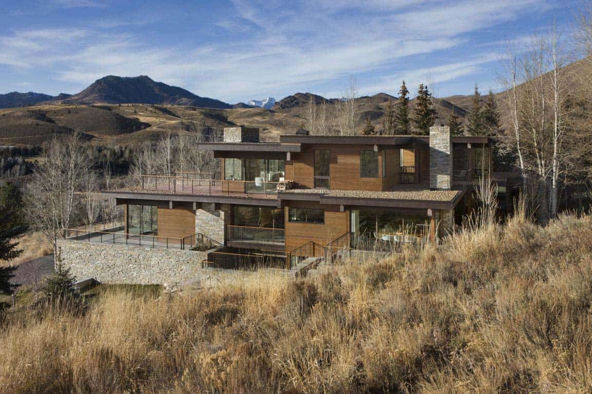 contemporary-hillside-home-exterior