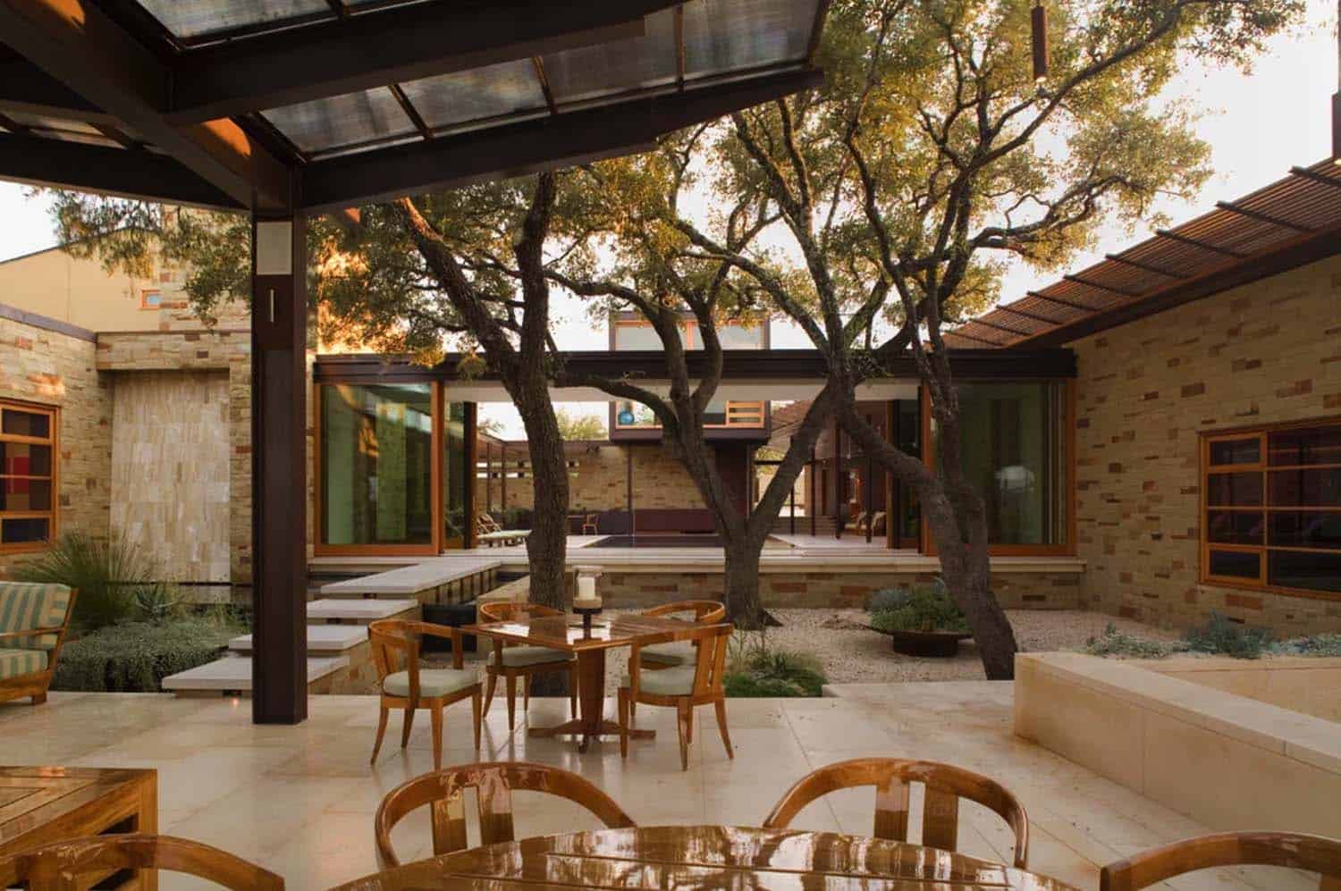 lake-travis-retreat-contemporary-patio