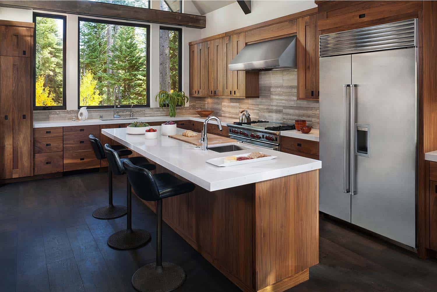 modern-rustic-mountain-home-kitchen