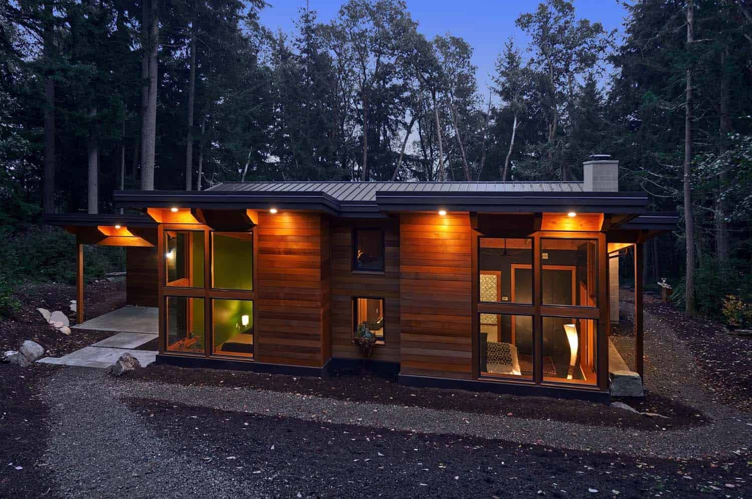 prefabricated-rustic-cabin-exterior