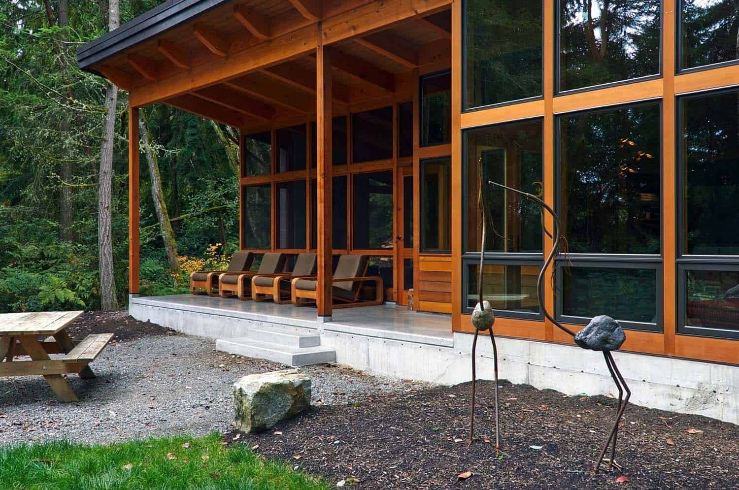 prefabricated-rustic-cabin-porch