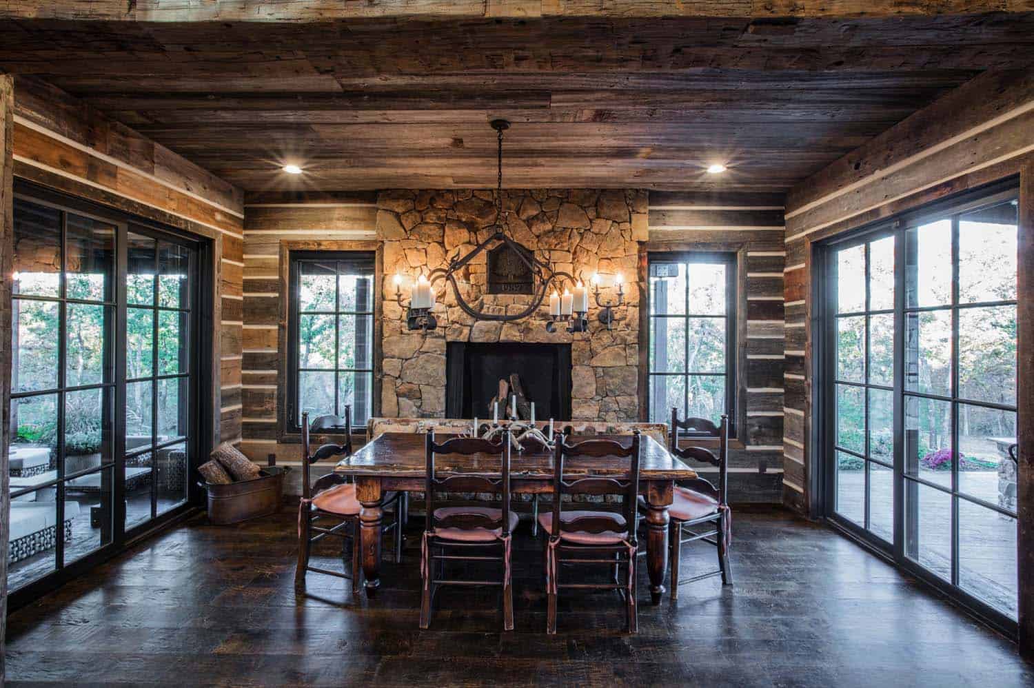 farmhouse-rustic-dining-room