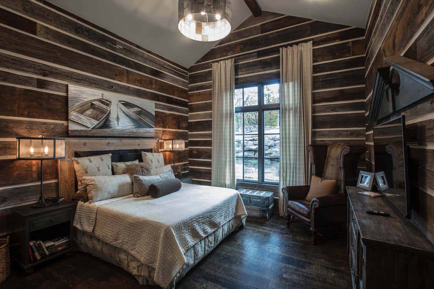 farmhouse-rustic-bedroom