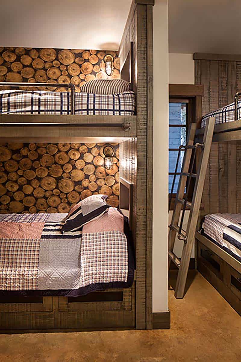 rustic-lake-house-kids-bunk-bedroom