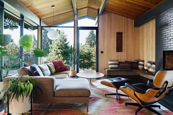 featured posts image for Mid-century modern home gets incredibly inspiring remodel in Oregon