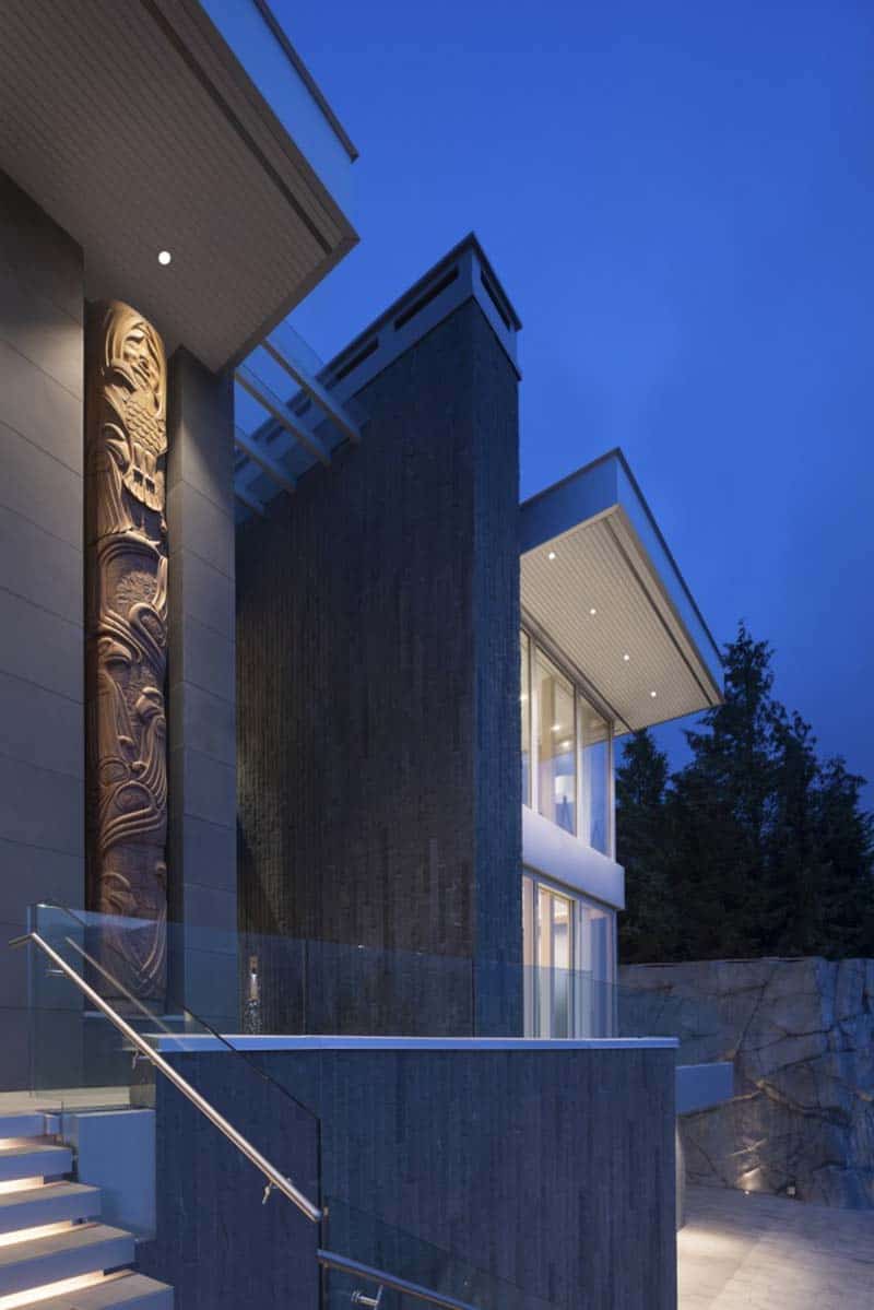 modern-mountain-home-exterior