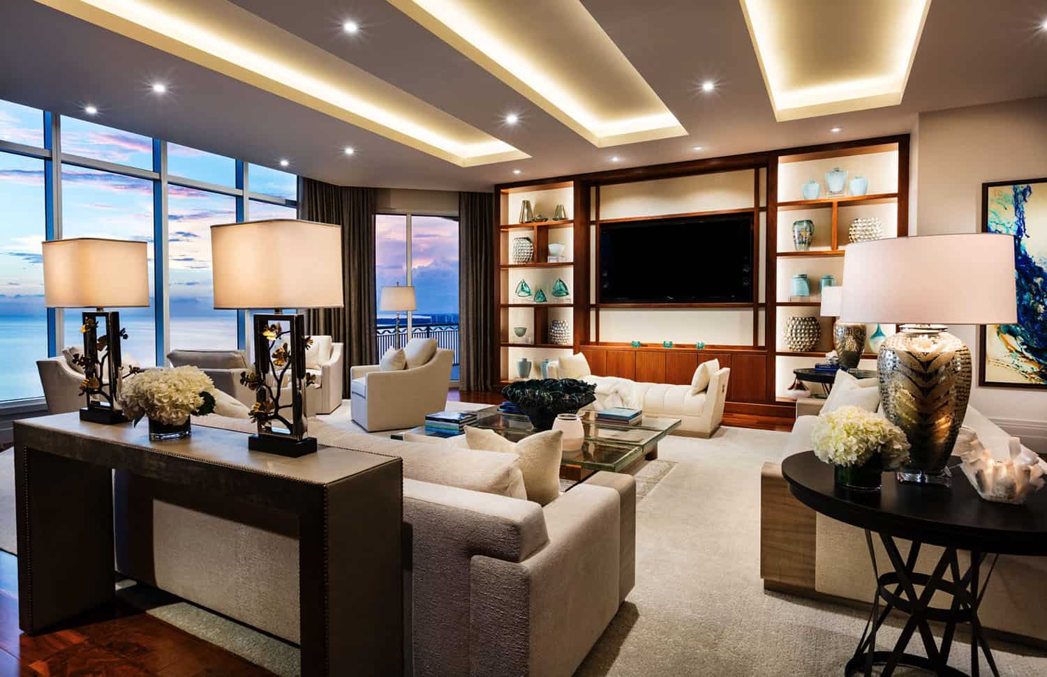 penthouse-contemporary-living-room