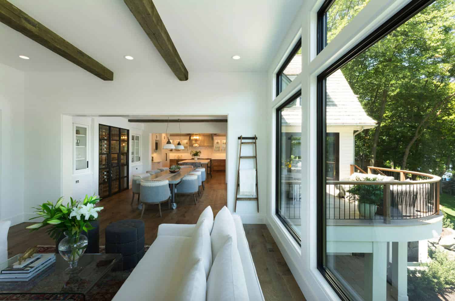 cottage-bungalow-living-room
