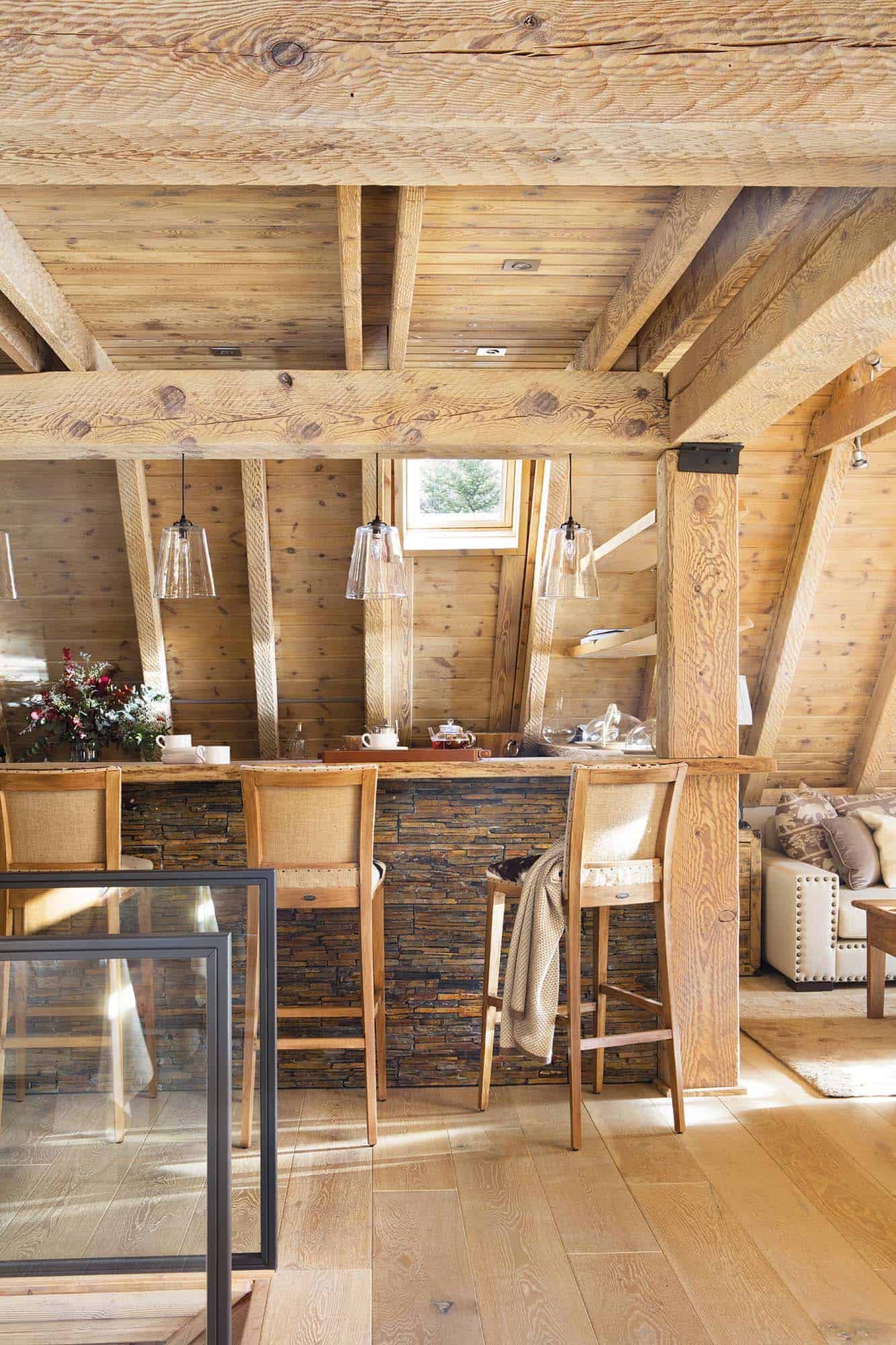 rustic-log-cabin-kitchen