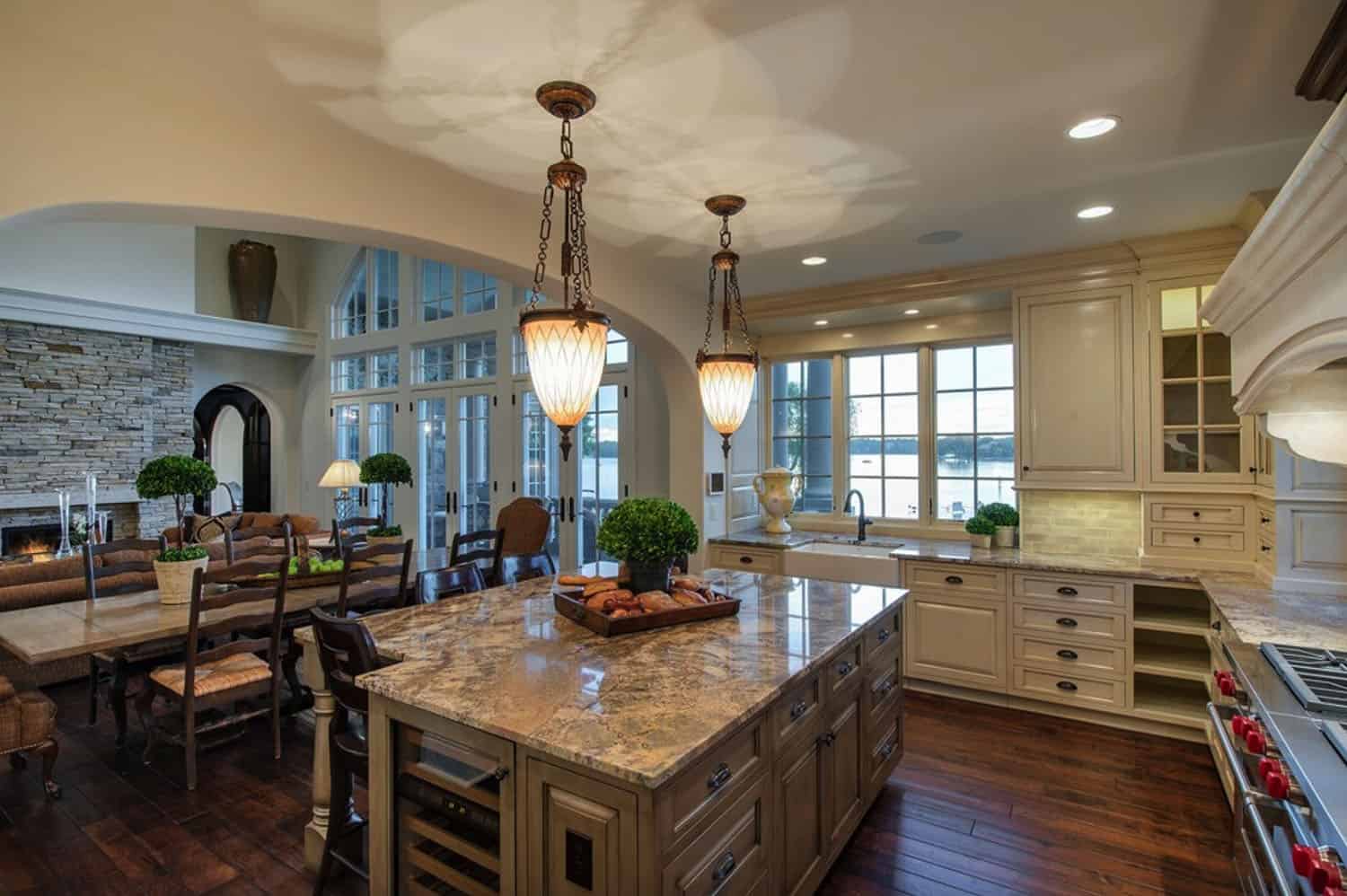 french-country-traditional-kitchen