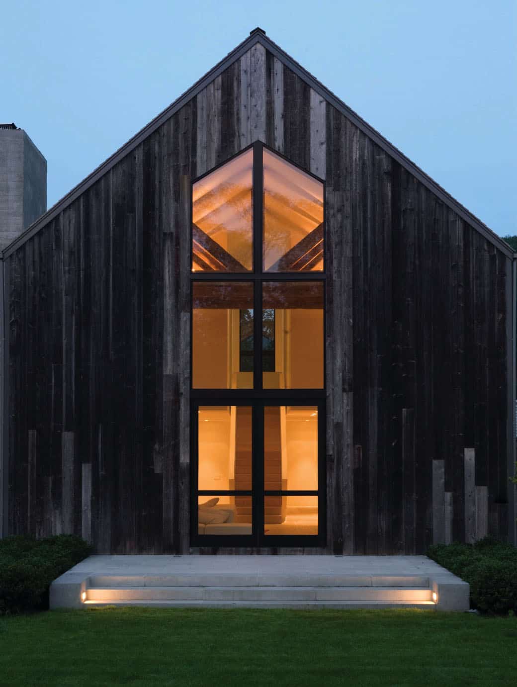 modern-barn-house-exterior