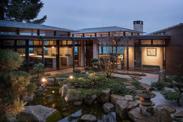 featured posts image for Japanese garden oasis surrounds a home on the shores of Lake Washington