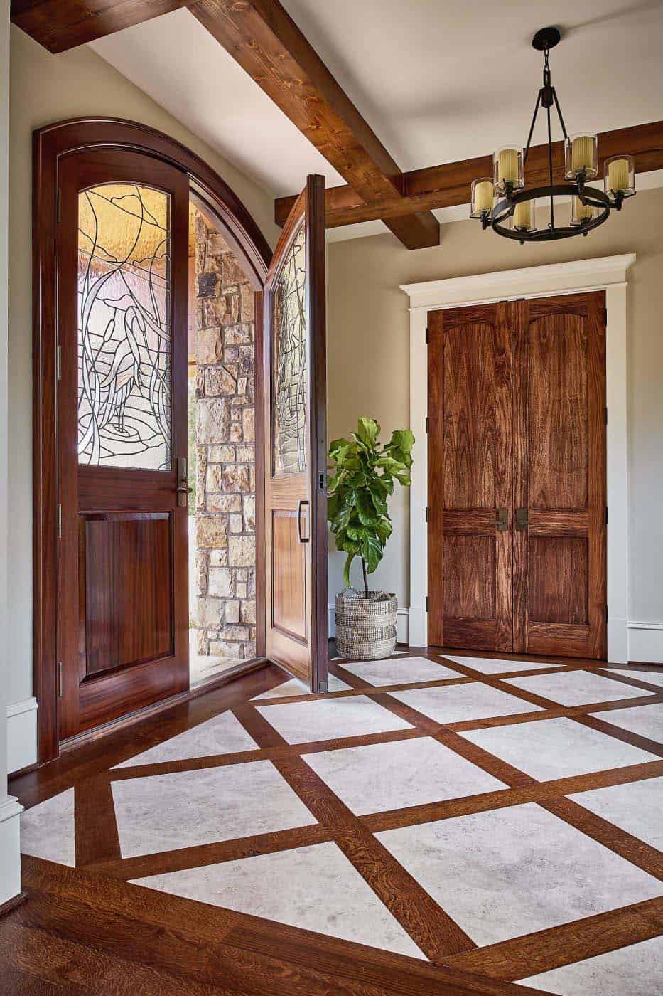 mountain-inspired-living-rustic-entry