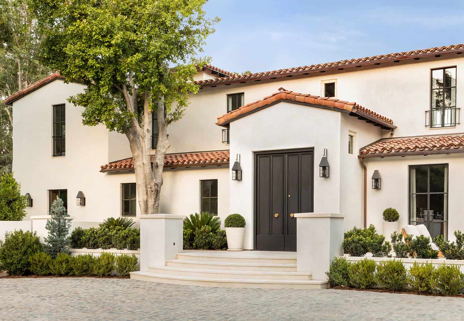 spanish-colonial-style-home-exterior