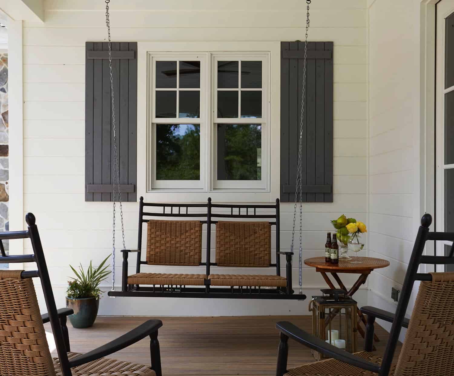 traditional-style-home-porch