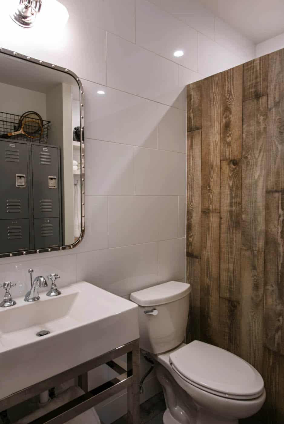 traditional-style-bathroom