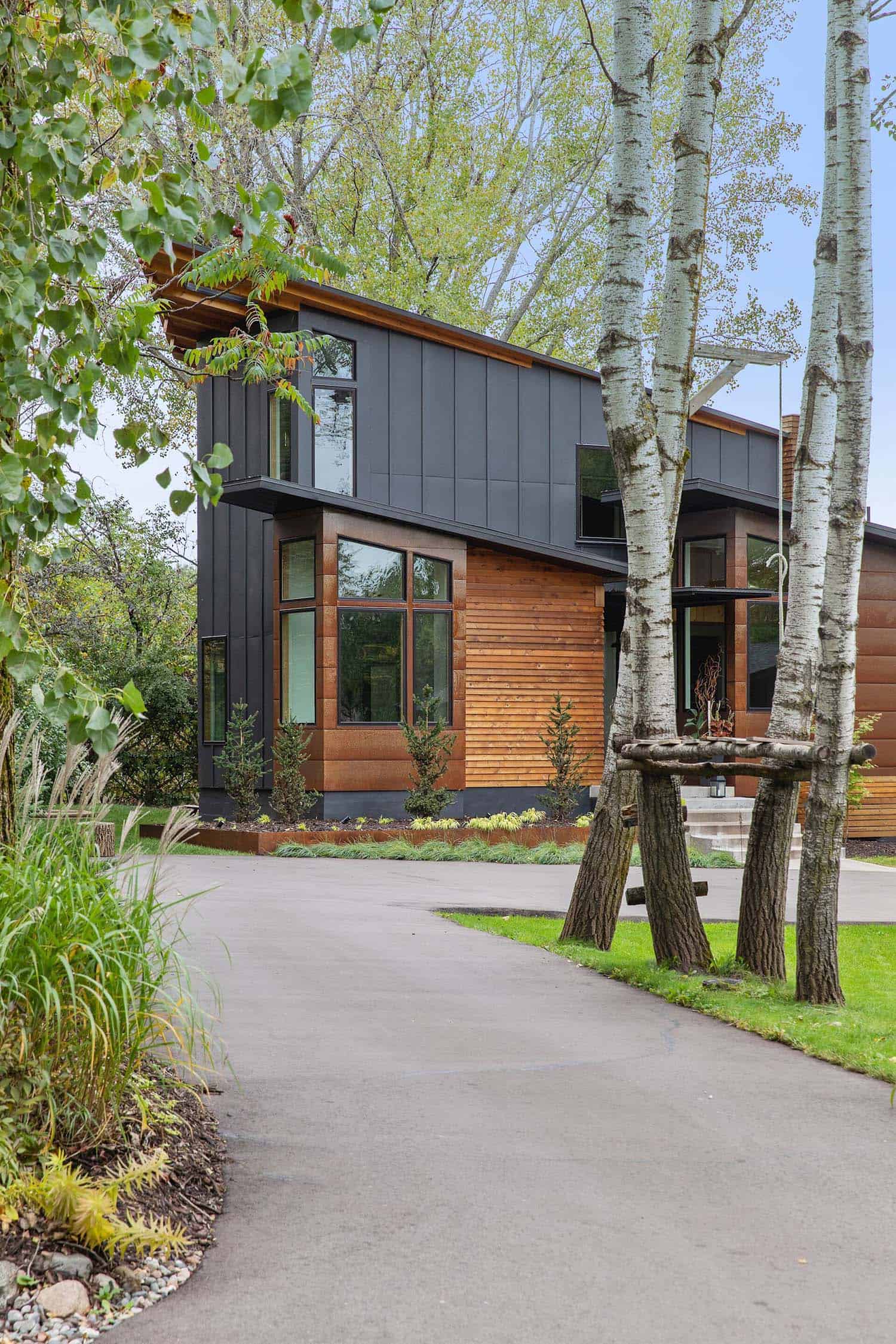 modern-rustic-home-exterior