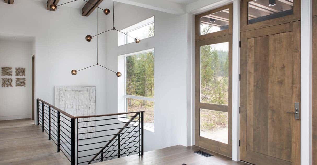 modern-alpine-home-entry
