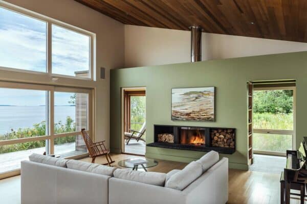 featured posts image for This tranquil waterfront haven provides picturesque coastal views in Maine