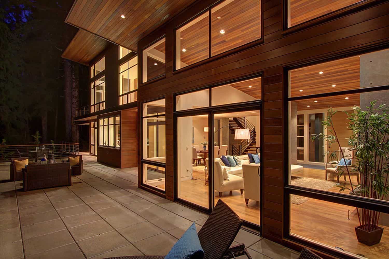 contemporary-pavilion-house-deck