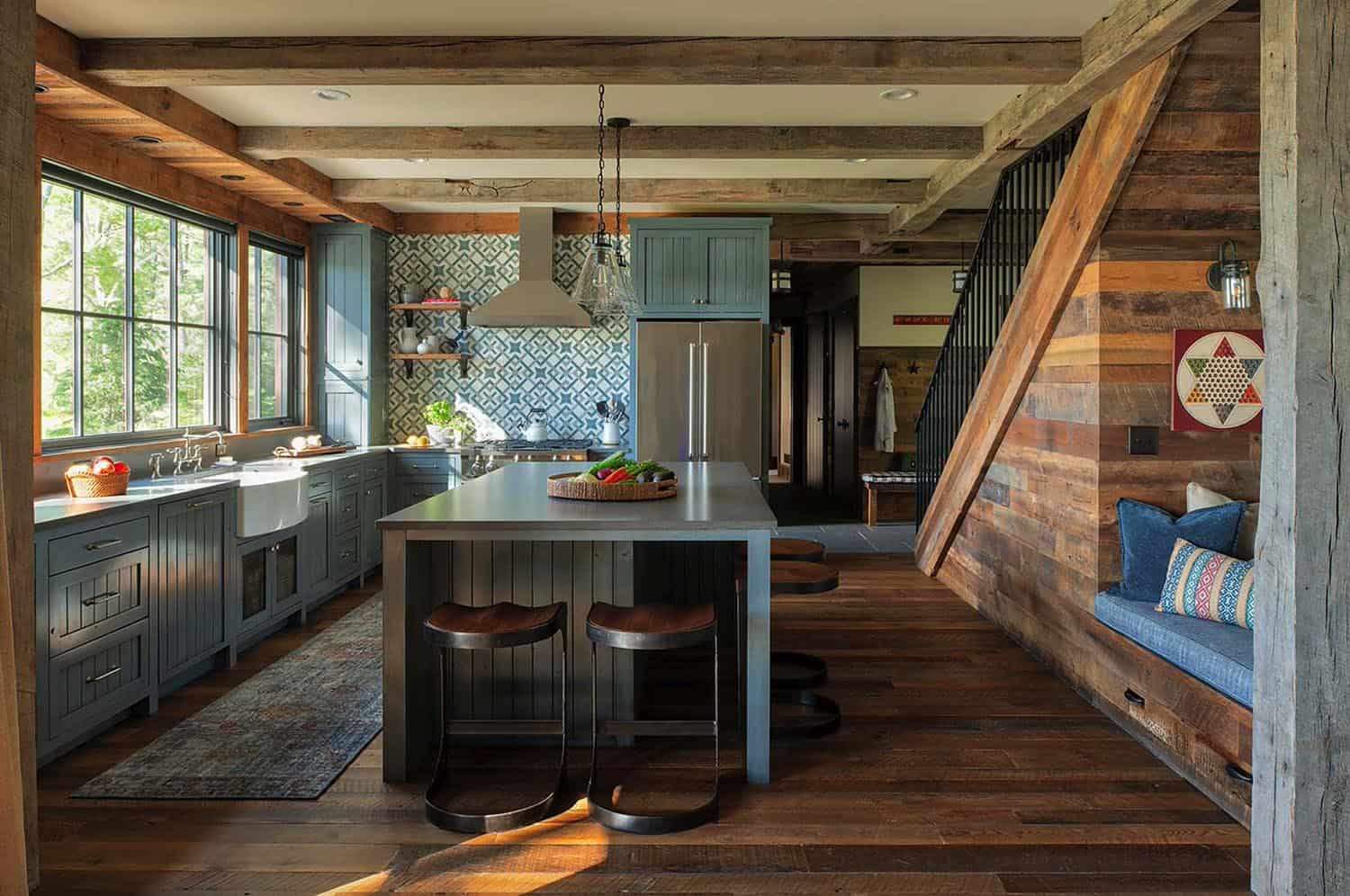 lake-cabin-rustic-kitchen