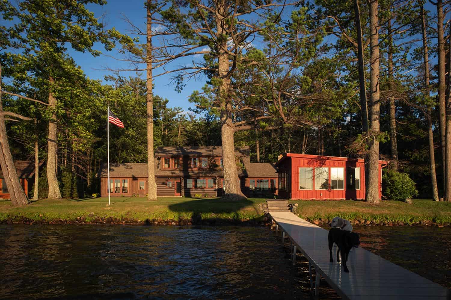 lake-cabin-rustic-exterior